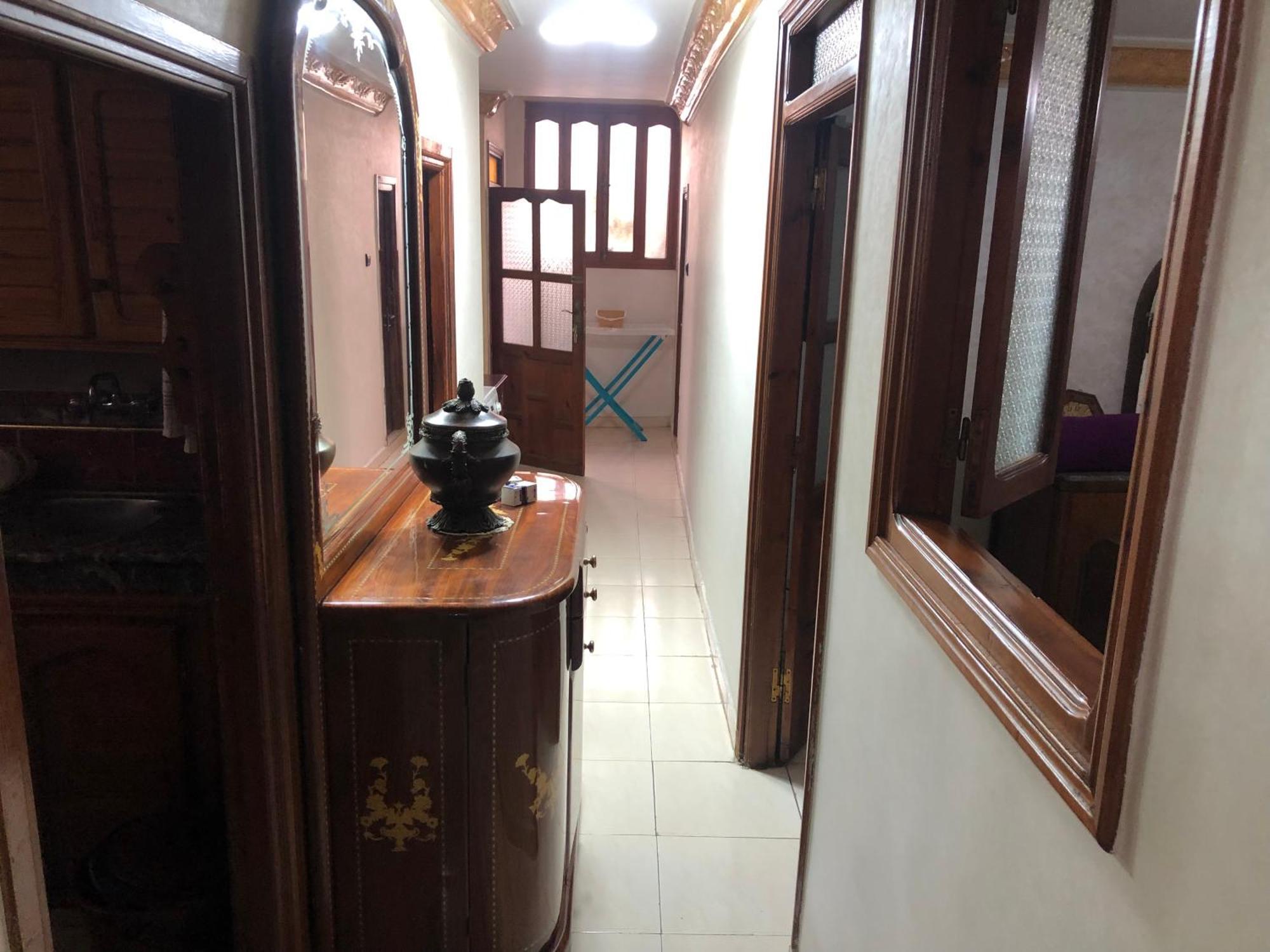 Apartment توجد وسط مدينة و تتوفر على كامل التجهيزات الضرورية خاصةبالعائلات